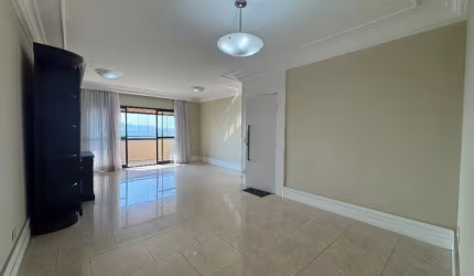Apartamento à venda no condomínio Alpha Club em Alphaville- Santana Parnaíba-SP