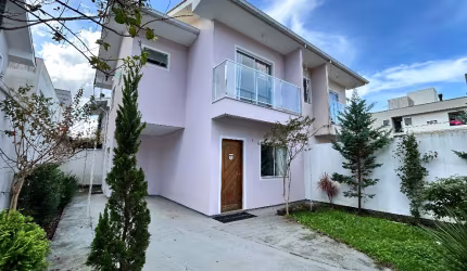 Sobrado 3 dormitórios com suíte semi-mobiliado