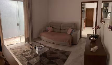 Casa de 2 Dormitórios com Planejados, à Venda no Jardim Ana Emília, Taubaté