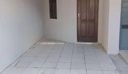 Casa à venda de 2 Dormitórios no Pq Senhor do Bonfim em Taubaté - SP