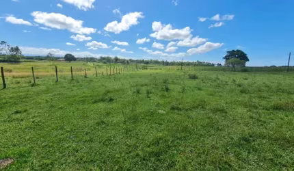 Fazenda com 52 Alqueires em Araruama à Venda
