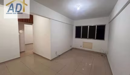 Apartamento , na Estrada dos Bandeirantes, com 2 dormitórios à venda, 50 m² por R$ 225.000 - Jacarepaguá - Rio de Janeiro/RJ