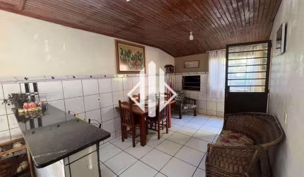CONTALEX VENDE CASA COM PISCINA