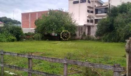 Terreno grande no centro da cidade