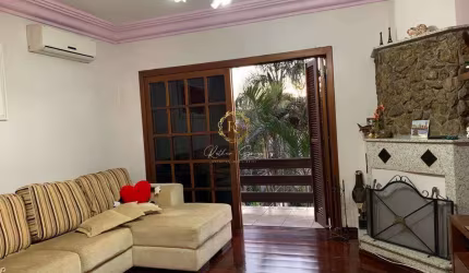 *Imperdível Sobrado  Terreno Espaçoso - 390m² de Puro Conforto!
