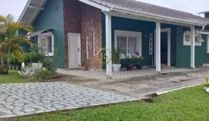 BELÍSSIMA CASA ACONCHEGANTE COM 755,90mt²