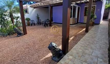 Linda e aconchegante casa em Nova Santa Rita