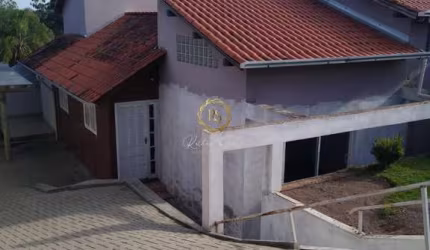Casa à venda em Nova Santa Rita, Centro - 130m² - Churrasqueira e piscina