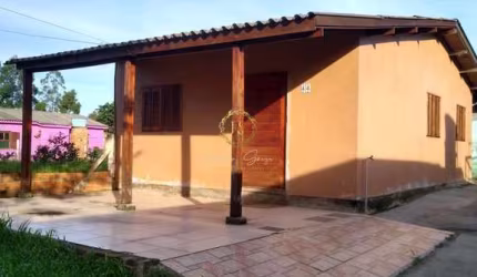 Casa à venda  em Nova Santa Rita, são duas casa no terreno com 135m² de área construída as duas