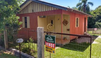 CASA COM 2 DORMITÓRIOS/QUARTOS, SALA COZINHA E BANHEIRO, LOCALIZADA NO BAIRRO BERTO CÍRIO - NOVA SANTA RITA - RS