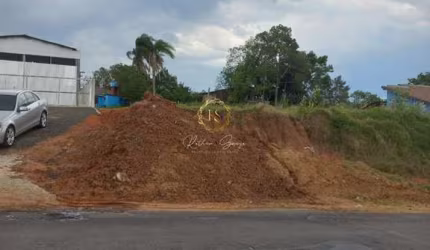TERRENO COM 494.96 mt², BAIRRO BERTO CÍRIO