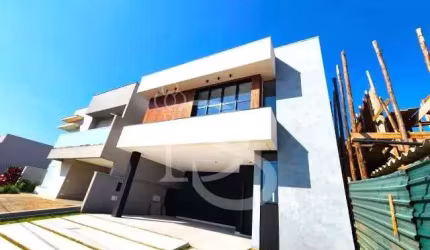 Sobrado à venda em Londrina, Conjunto Habitacional Alexandre Urbanas, com 3 quartos, com 191 m²