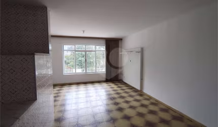 Casa com 3 quartos à venda em Vila Helena - SP