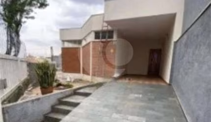 Casa com 3 quartos à venda em Parque Brasília - SP