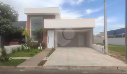 Condomínio com 3 quartos à venda ou para locação em Cascata - SP