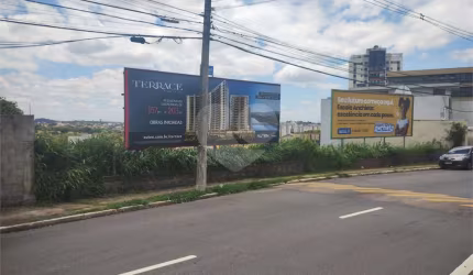 Terreno à venda em Jardim Santa Adelaide - SP