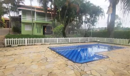 Casa com 4 quartos à venda ou para locação em Ivoturucaia - SP