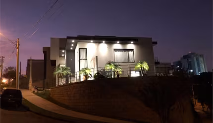 Condomínio com 3 quartos à venda em Loteamento Terras De Genova - SP