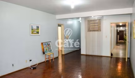 Apartamento 4 Dormitórios no centro de Santa Maria-RS.
