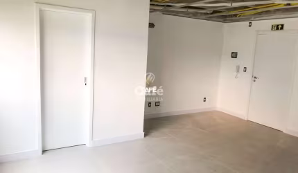 Centro Profissional Itroian Sala com vaga de garagem;