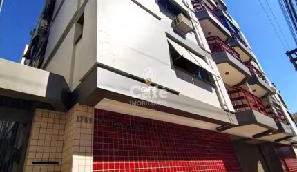Apartamento, 3 Dormitórios, 2 Banheiros, 1 Vaga, Sacada bem no Centro Santa Mari