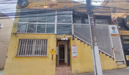 Sala Comercial De 100 m², Composta por 5 Salas, Banheiro, Cozinha e Lavanderia,