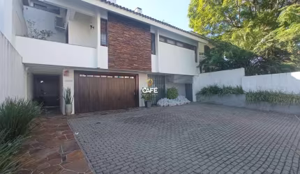 Sala Comercial no Bairro Medianeira De 60 m² , Dividida em 3 Salas (Depósito), B
