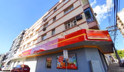 Amplo apartamento bem localizado, 3 dormitórios
