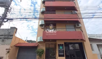 Duplex Mobiliado No Centro De 2 Dormitórios, 2 Banheiros, Sala De Estar, Sala De