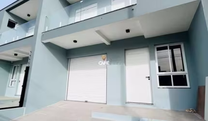 Casa, 3 Dormitórios, 1 Suíte, 3 Banheiros, 2 Vagas, Pé De Plátano