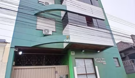 Apartamento Central Mobiliado De 1 Dormitório, Sala De Estar, Banheiro Social, C