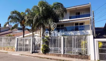 Casa 4 dormitórios à venda Nossa Senhora do Perpétuo Socorro Santa Maria/RS