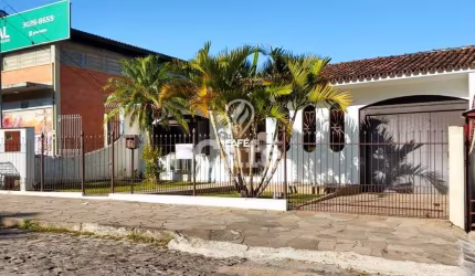 Casa 3 dormitórios + dependência de empregada, Nossa Sra. de Lourdes;