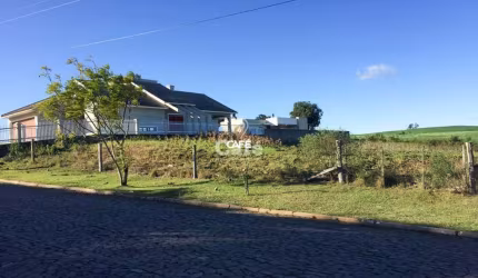 Área Rural, com 1858 mt² de área plana, podendo ser utilizado para uma pequena i