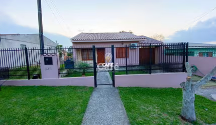 Casa com 3 dormitórios no bairro Pinheiro Machado