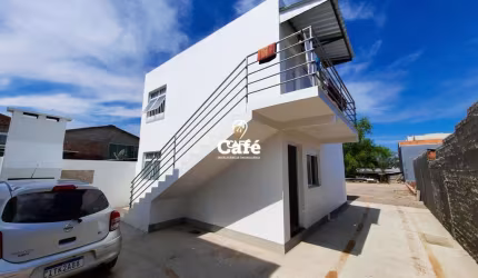 Apartamento novo de 2 dormitórios, sala e cozinha conjugados, banheiro e vaga de