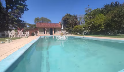 Sua linda chácara esta aqui. São 4,2 hectares com casa 4 dormitórios, piscina e