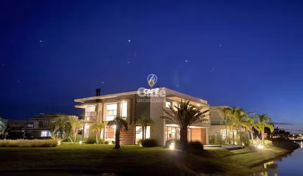 Casa, 5 Dormitórios, 5 Suítes, 6 Banheiros, 4 Vagas, Piscina, Lago, Enseada Lago