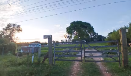 Chácara, 3,5 ha, 3 Sedes, 2 Galpões, Bairro Boi Morto