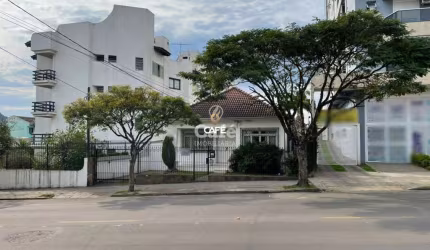 Casa a venda no centro de Santa Maria!!