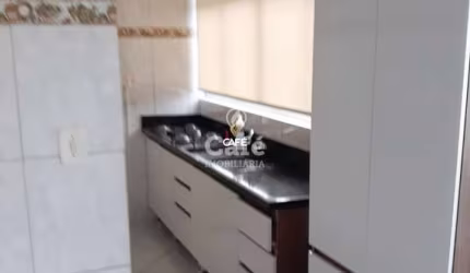 Duplex na rua Venâncio Aires com garagem
