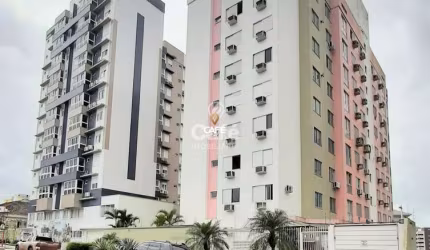 Apto 2 dormitórios, com elevador e garagem! Bairro Dores!
