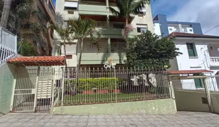 Apartamento No Centro De 1 Dormitório, Sala de Estar, Banheiro Social, Cozinha,