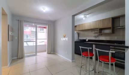 Apartamento, 1 Dormitório, 1 Banheiro, Sacada, Churrasqueira, Centro