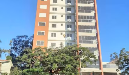 Apartamento de 2 dormitórios com suíte, sacada, elevador e garagem!
