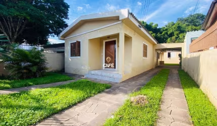 Casa, 4 Dormitórios, 1 Suíte, 4 Vagas, Pátio, Lourdes
