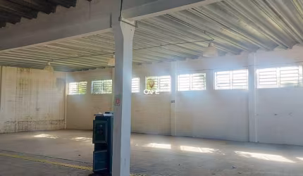 Pavilhão à Venda com 500 m²