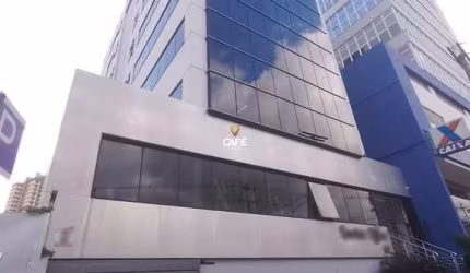 Sala Comercial Mobiliada De 43 m² composta por 3 Salas, com Recepção, Banheiro,