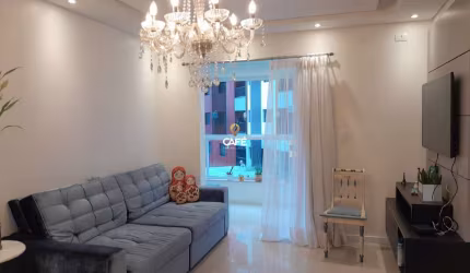 Apartamento possui 03 dormitórios sendo 01 suíte , Semimobiliado ,sacada com chu