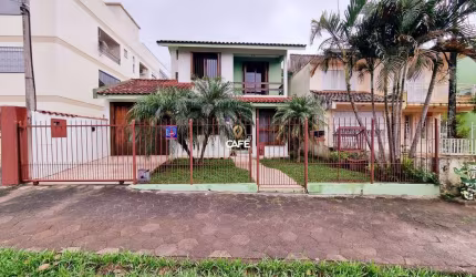 Casa 4 dormitórios em camobi